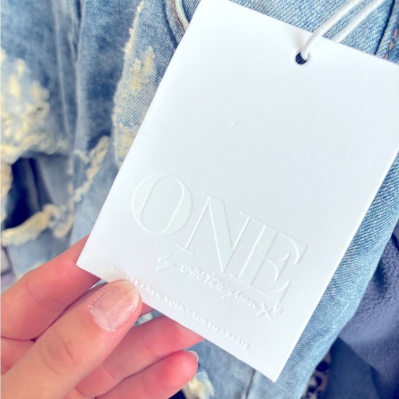 NWT One Teaspoon Freebirds Ripped Jeans in Vintage Blue Size 27 Kardashian - Picture 2 of 11